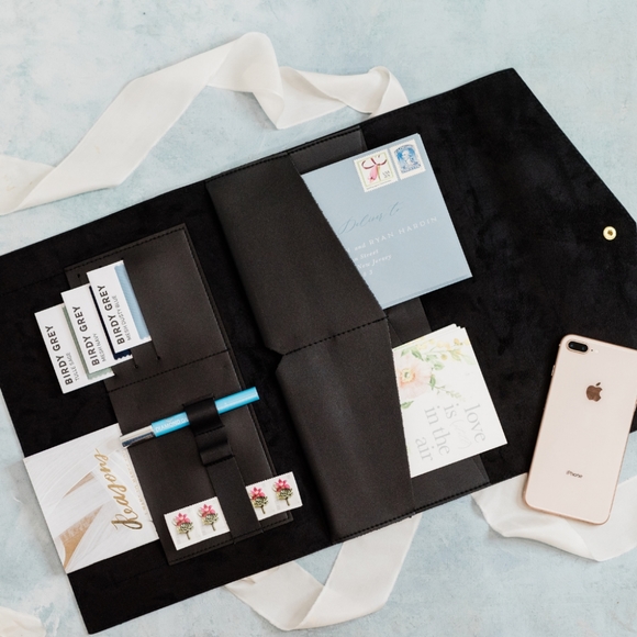 New Vegan Leather Portfolio Clutch - Picture 1 of 9